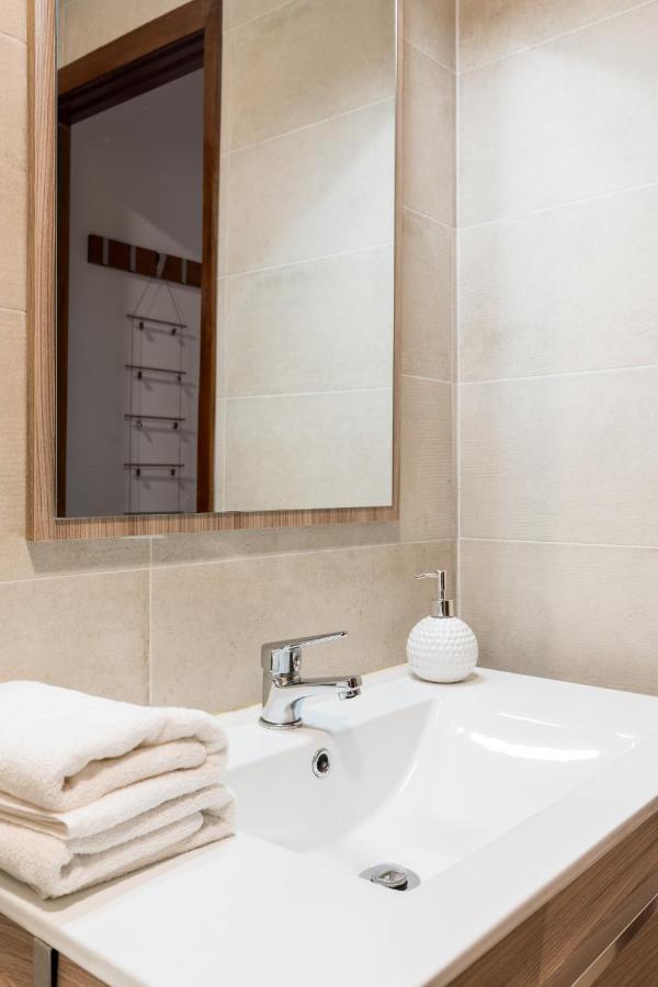 Holi-Rent Procurador Apartment Seville Ngoại thất bức ảnh